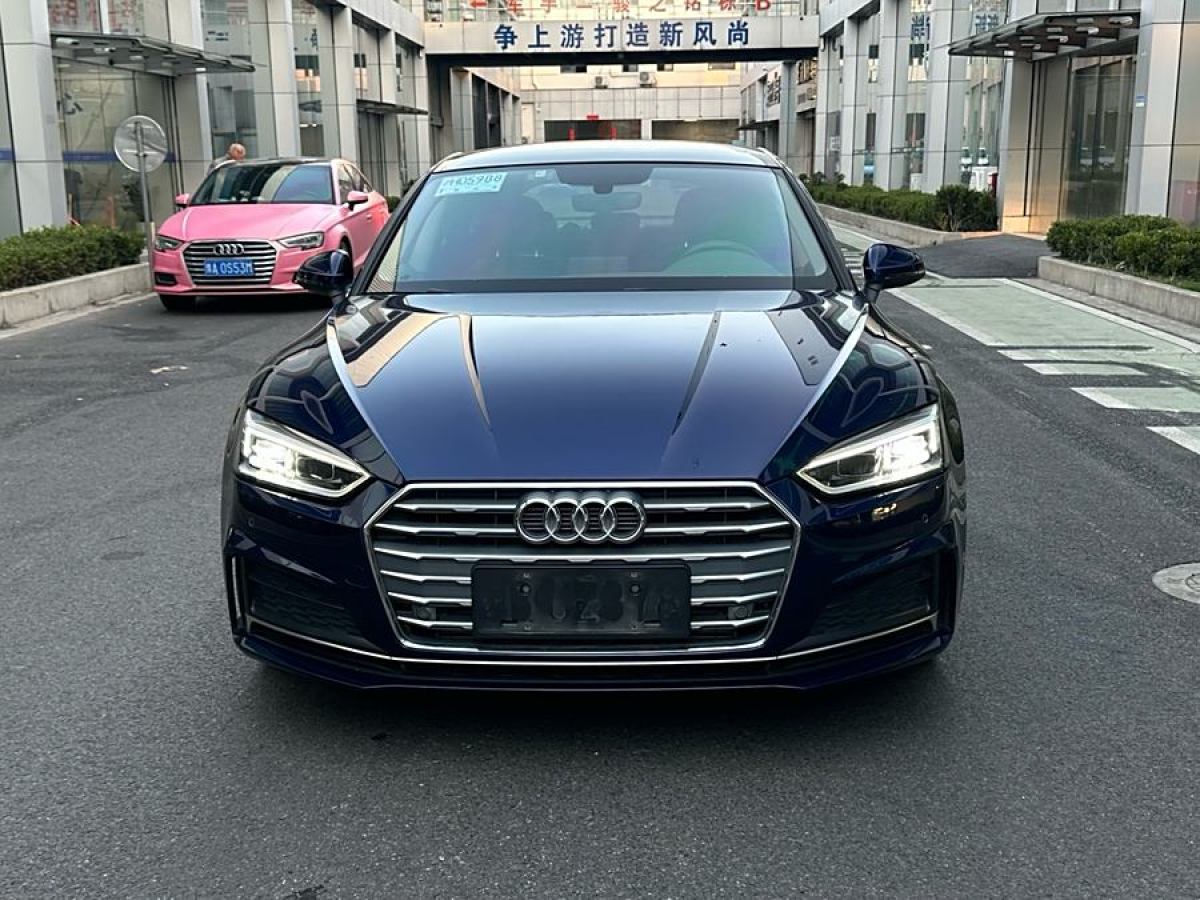 奧迪 奧迪A5  2019款 Sportback 40 TFSI 時(shí)尚型圖片