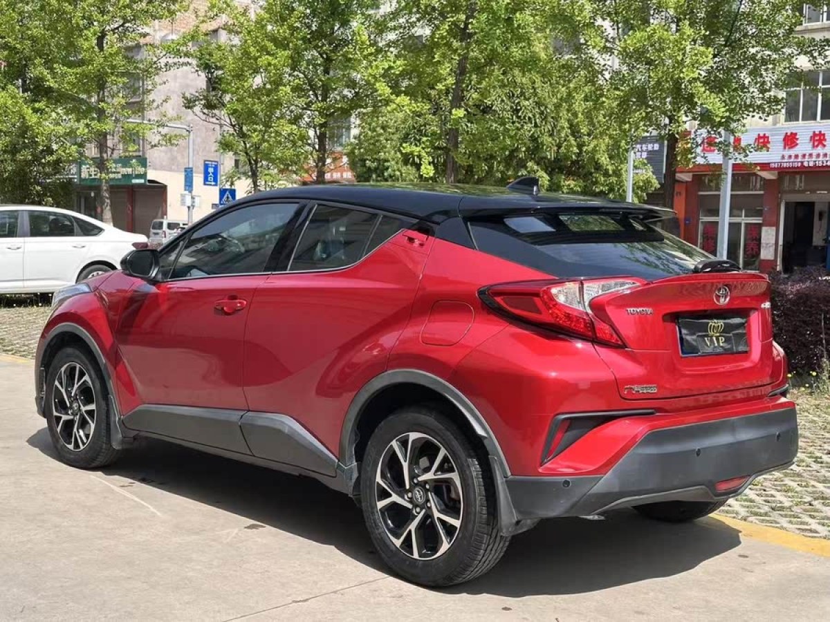 豐田 C-HR  2021款 2.0L 豪華版圖片