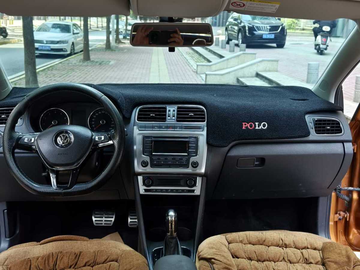 2014年11月大眾 Polo  2014款 1.6L Cross Polo 自動
