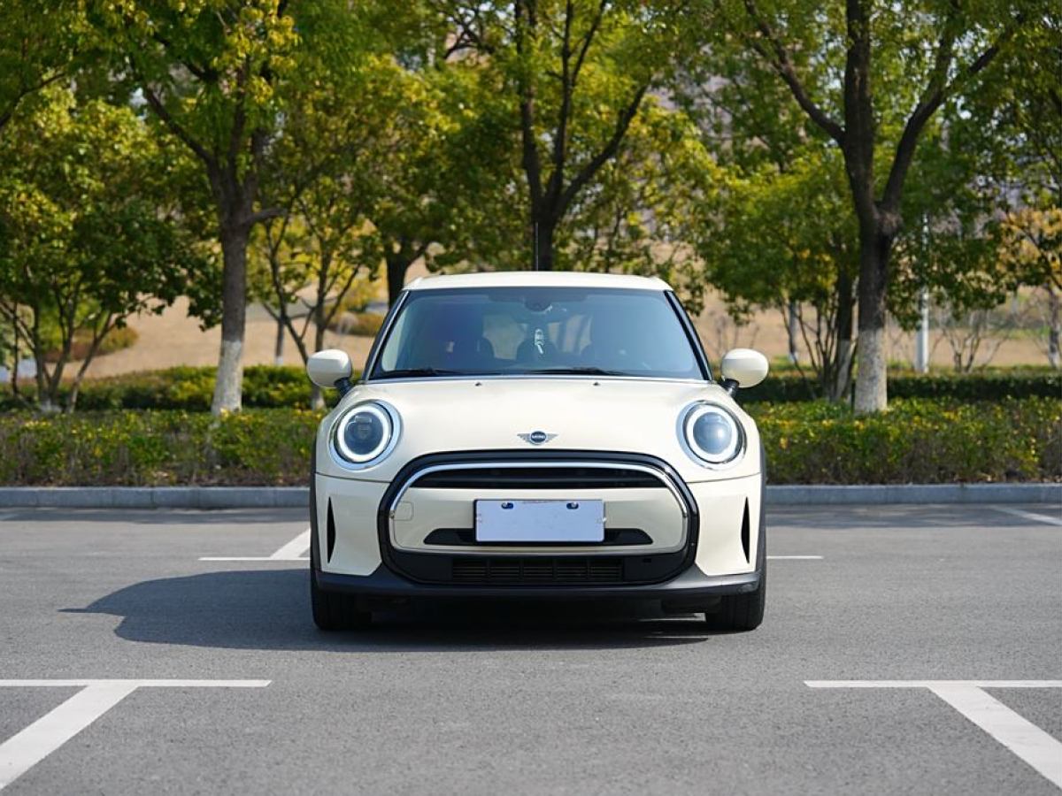 MINI MINI  2022款 改款 1.5T ONE 五門版PLUS圖片