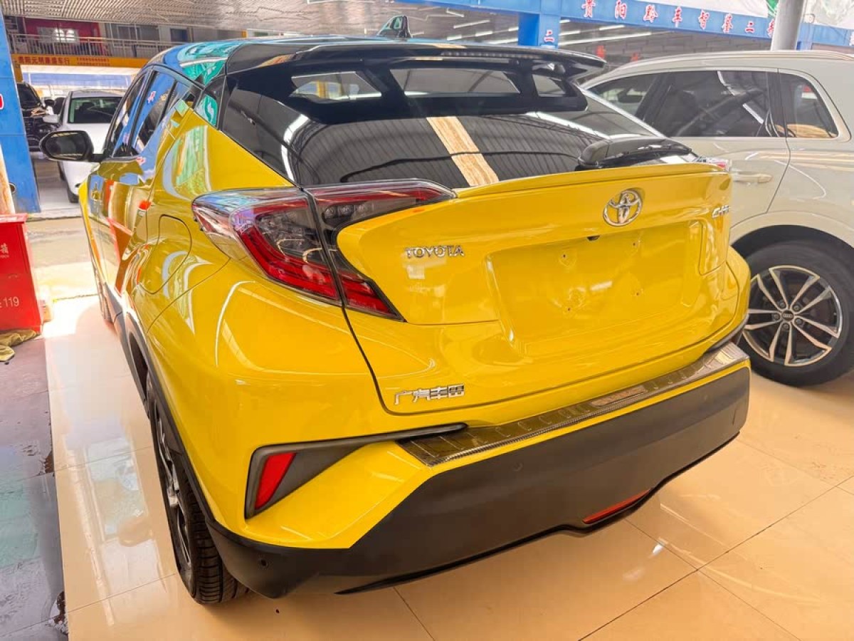 豐田 C-HR  2018款 2.0L 豪華天窗版 國(guó)V圖片