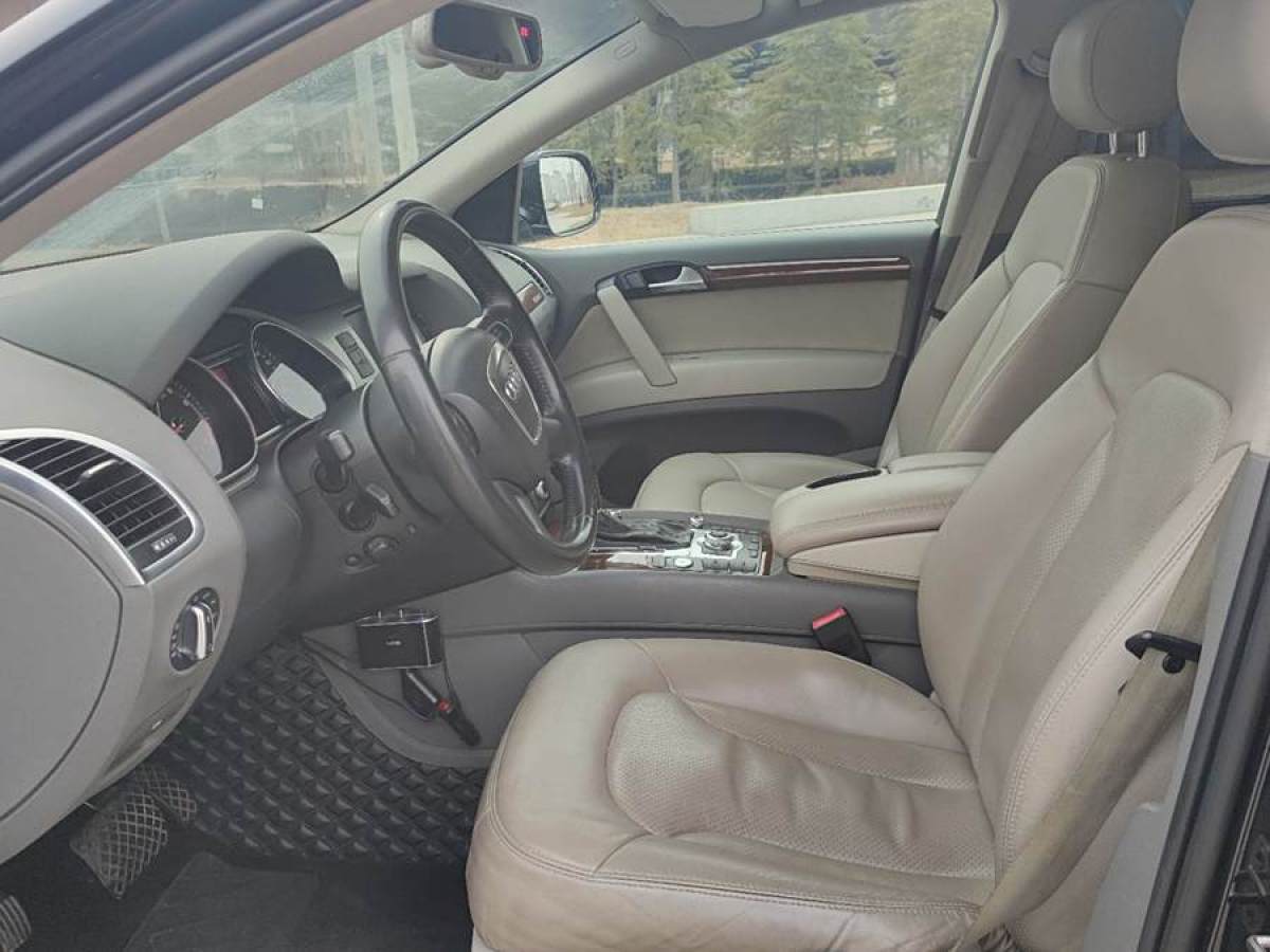 奧迪 奧迪Q7  2010款 3.6 FSI quattro 基本型圖片