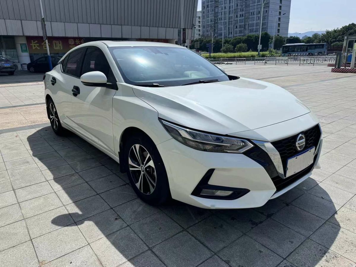 2021年8月日產(chǎn) 軒逸  2021款 1.6L XL CVT暗夜版