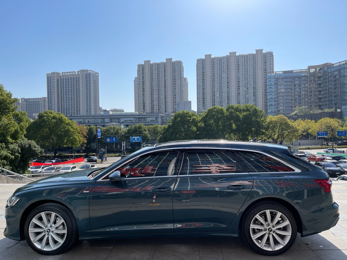 奧迪 奧迪A6  2021款 Avant 先鋒派 40 TFSI 豪華動(dòng)感型圖片