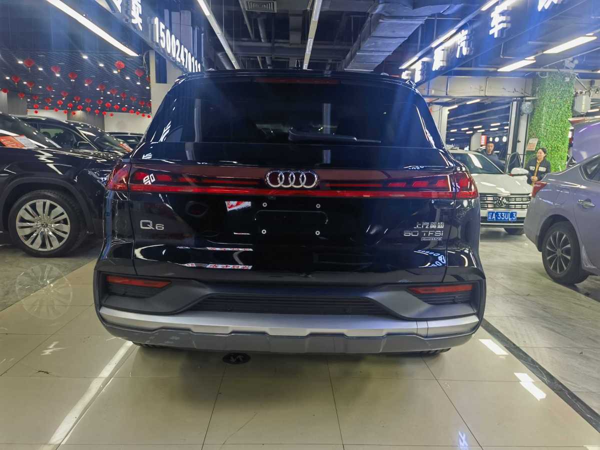 奧迪 奧迪Q6  2024款 50 TFSI quattro 行云型 羽林套裝 6座圖片