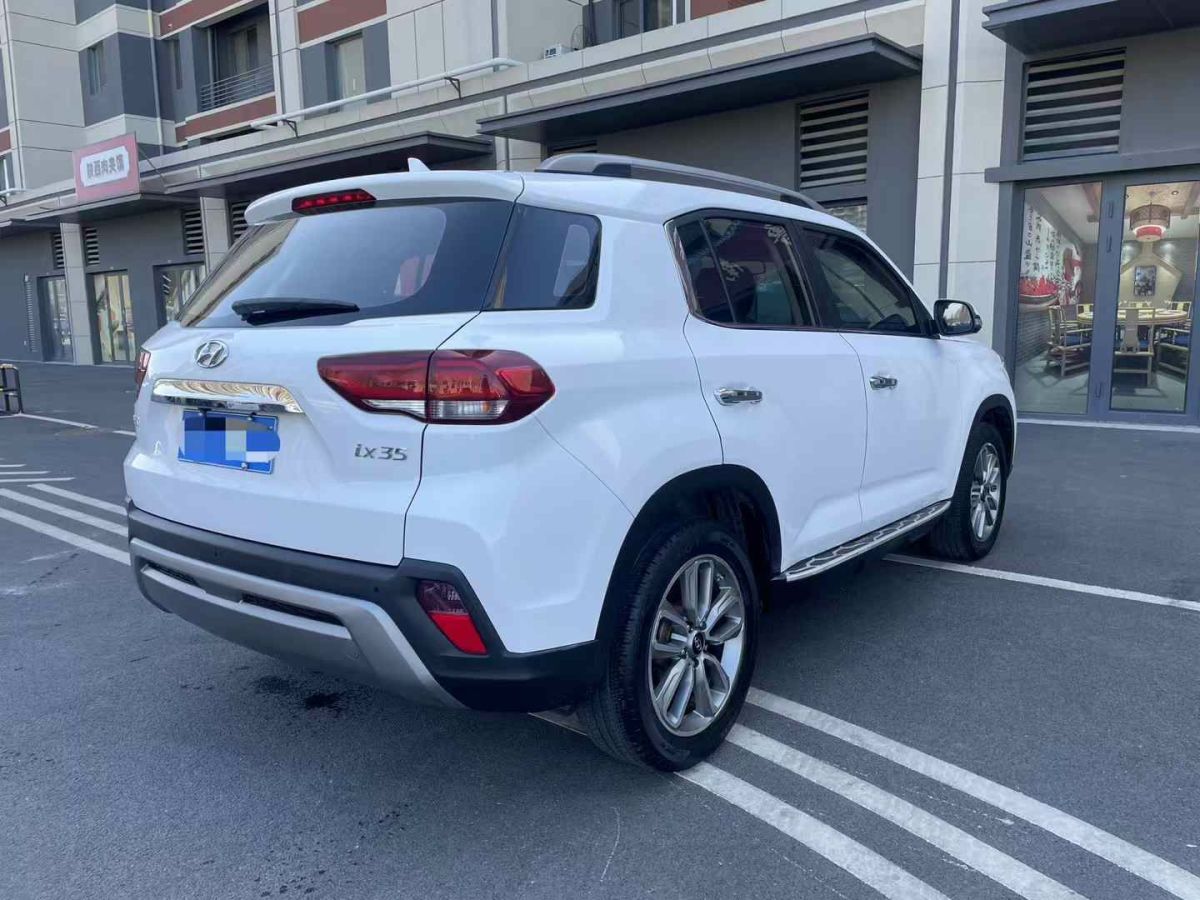 現(xiàn)代 ix35 圖片