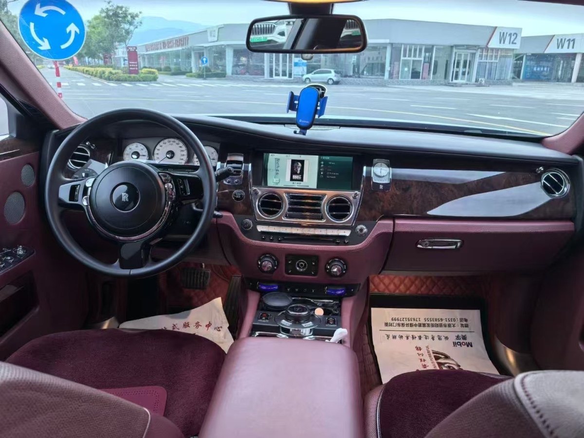 勞斯萊斯 古思特  2014款 6.6T 加長(zhǎng)版圖片
