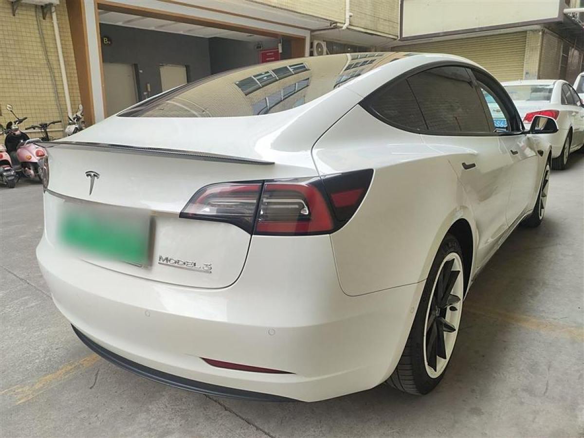 特斯拉 Model 3  2021款 改款 標(biāo)準(zhǔn)續(xù)航后驅(qū)升級版圖片