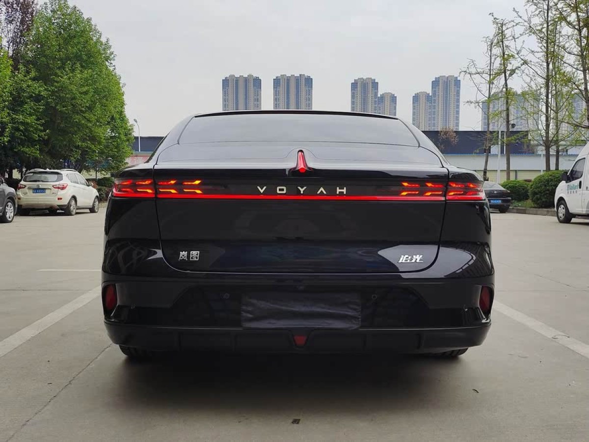 嵐圖 嵐圖追光  2024款 PHEV 四驅超長續(xù)航旗艦版圖片