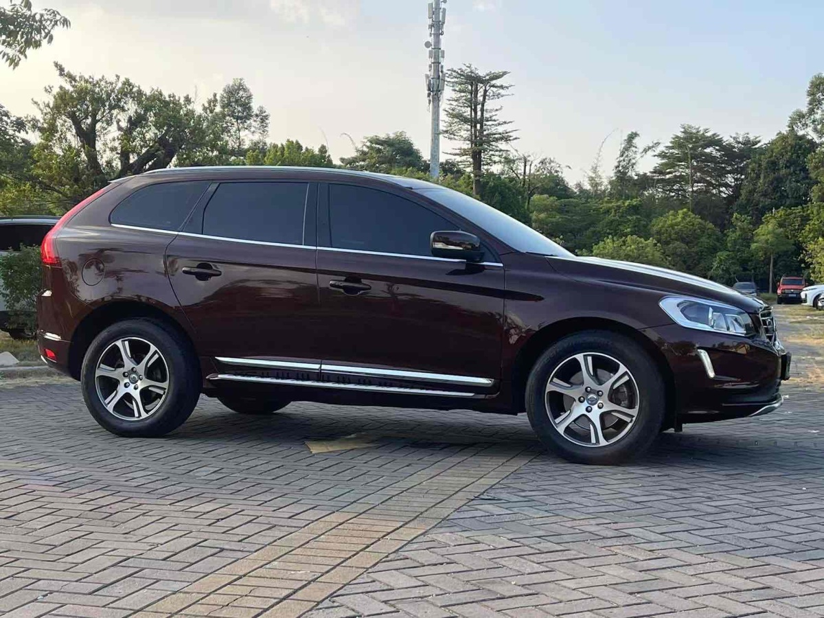 2015年6月沃爾沃 XC60  2015款 T5 AWD 智遠(yuǎn)版