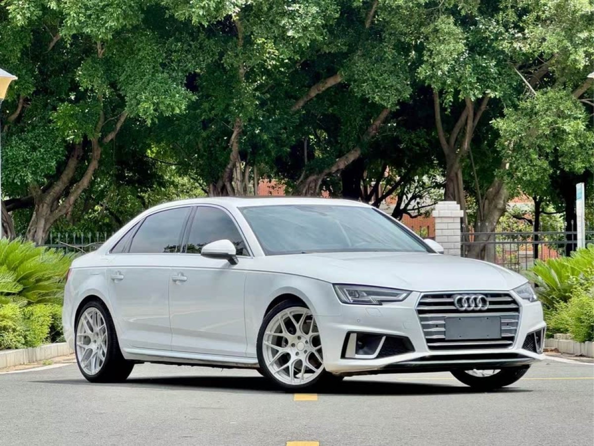 奧迪 奧迪A4L  2018款 30周年年型 40 TFSI 進(jìn)取型圖片