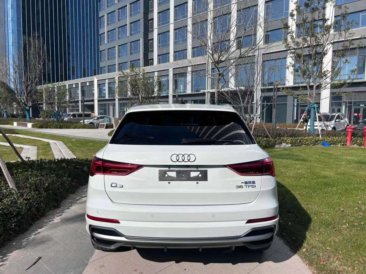 奧迪 奧迪Q3  2020款 35 TFSI 時尚動感型圖片