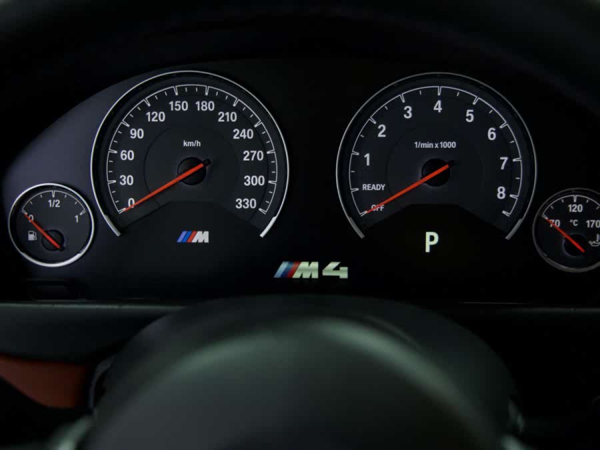 寶馬 寶馬M4  2018款 M4敞篷轎跑車車迷限量版圖片