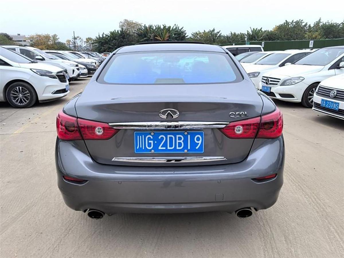 英菲尼迪 Q50L  2016款 2.0T 進(jìn)取版圖片