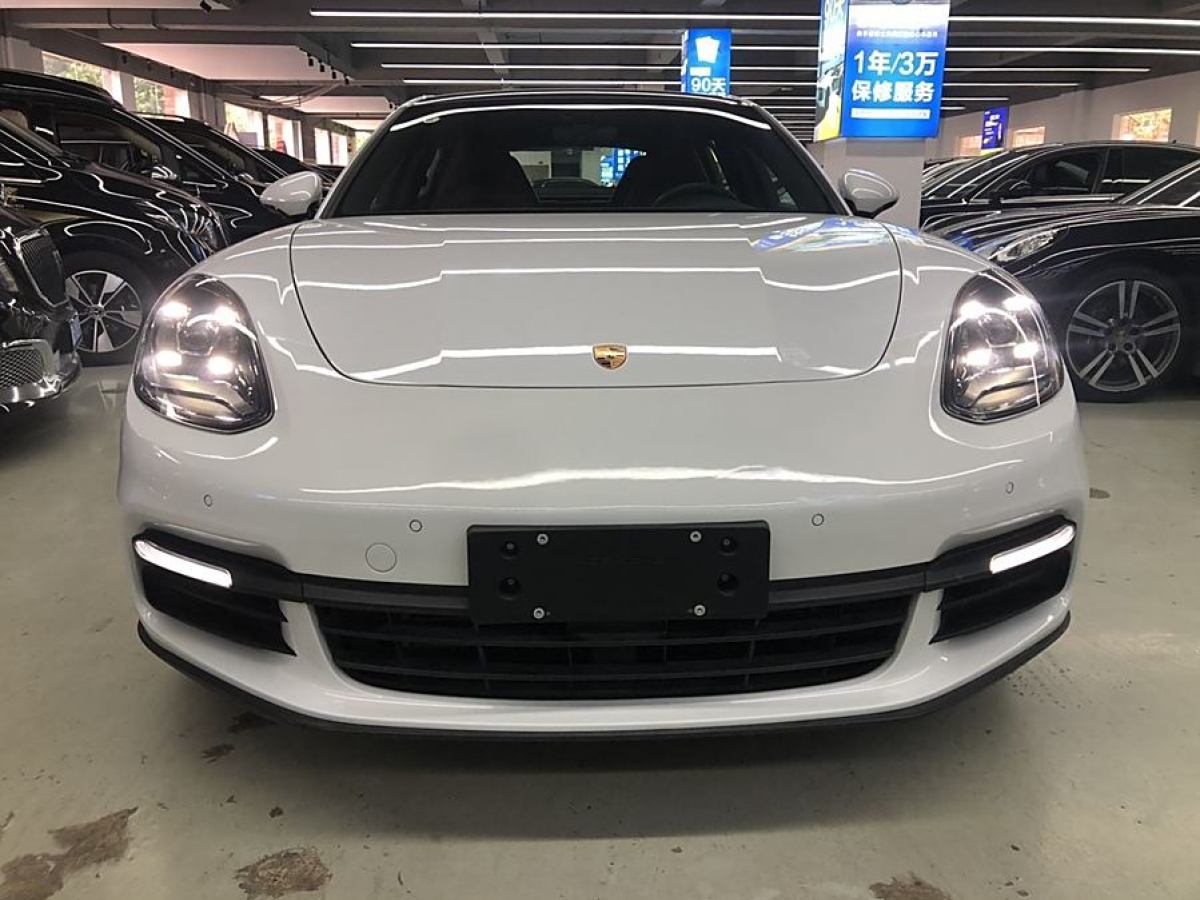 2017年3月保時捷 Panamera  2017款 Panamera 3.0T