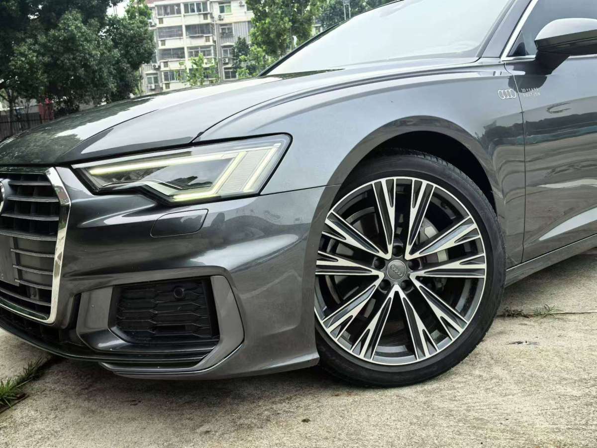 奧迪 奧迪A6L  2021款 45 TFSI 進(jìn)享人生版圖片