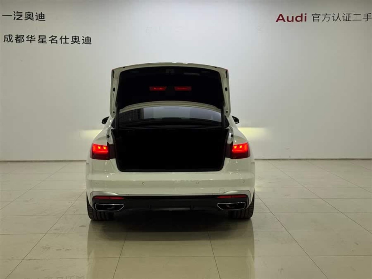 奧迪 奧迪A4L  2020款 45 TFSI quattro 臻選動(dòng)感型圖片
