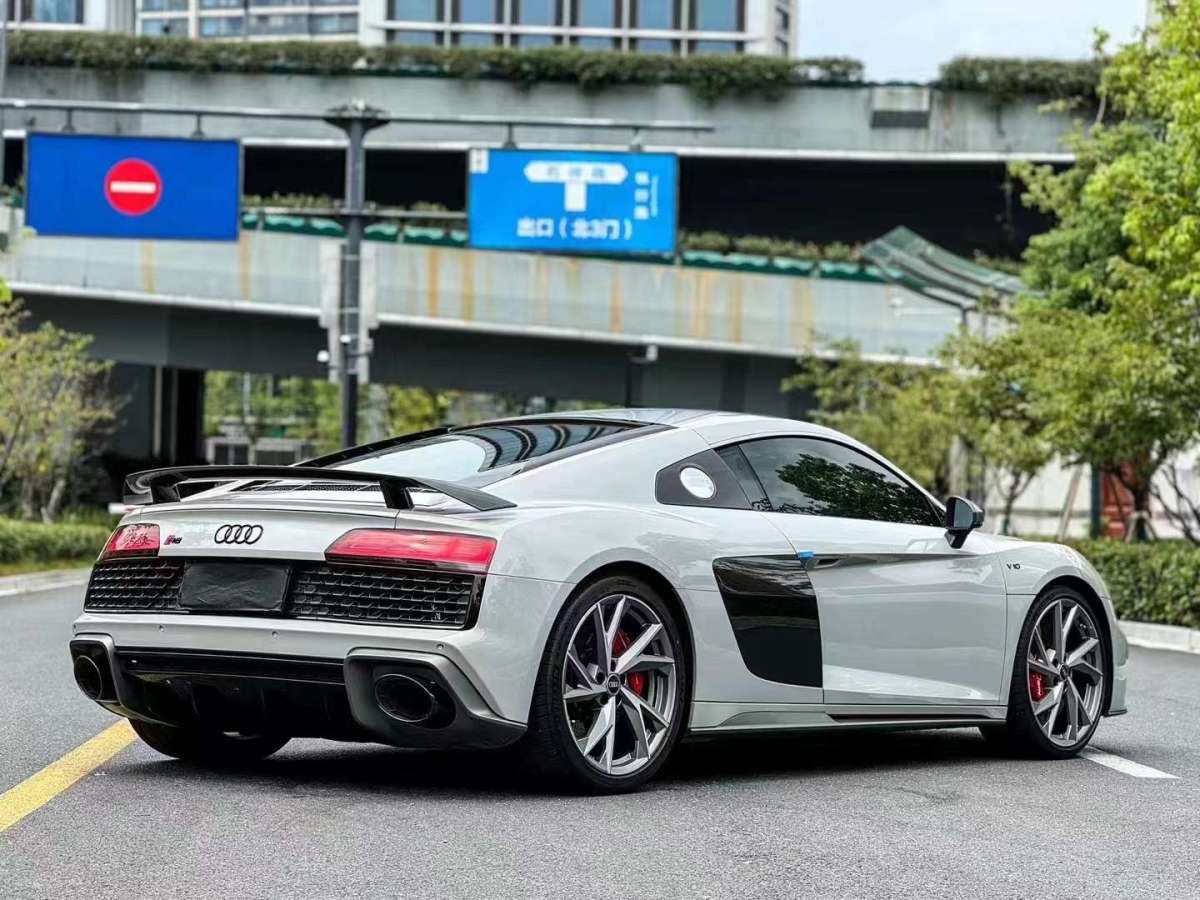 奥迪 奥迪R8  2021款 V10 Coupe performance 收藏家版图片