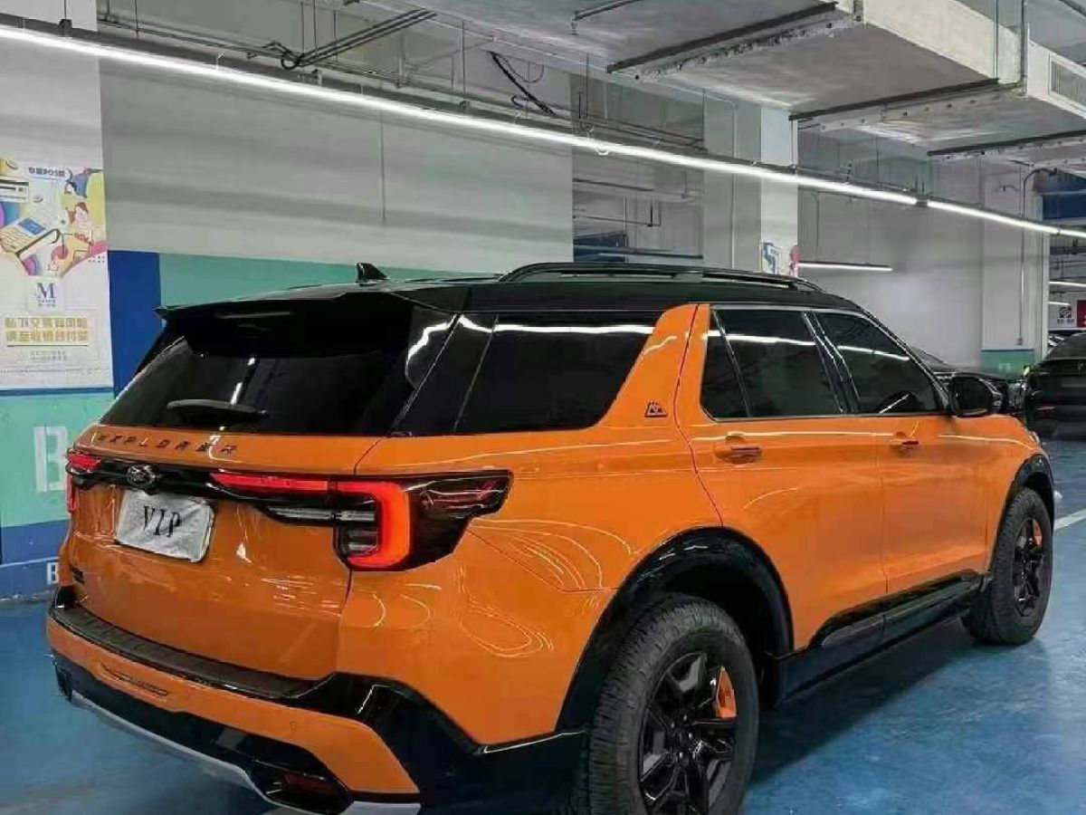 福特 探險(xiǎn)者  2024款 2.3T EcoBoost 后驅(qū)風(fēng)尚版 6座圖片