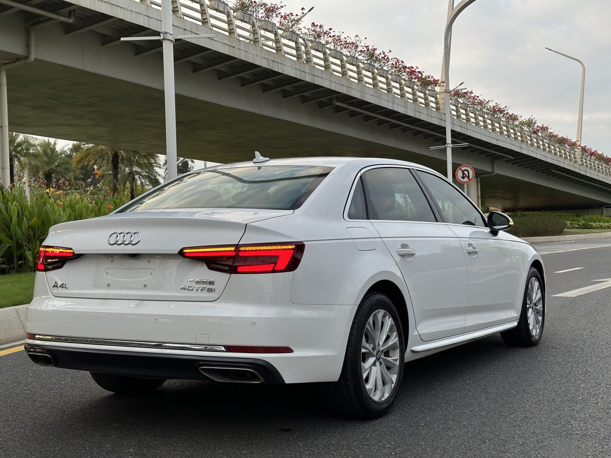 奧迪 奧迪A4L  2019款 40 TFSI 進取型 國V圖片