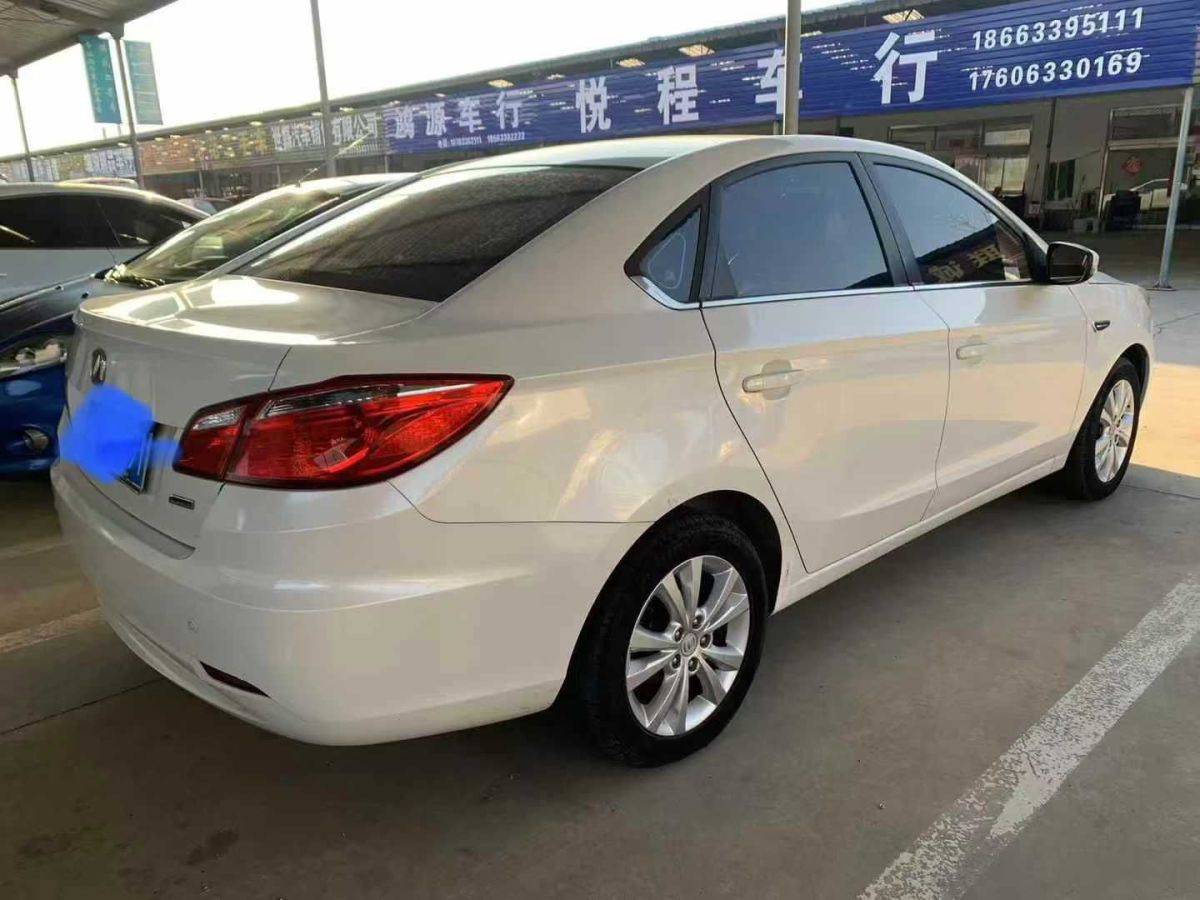 長(zhǎng)安 逸動(dòng)  2015款 1.6L 手動(dòng)旗艦型圖片