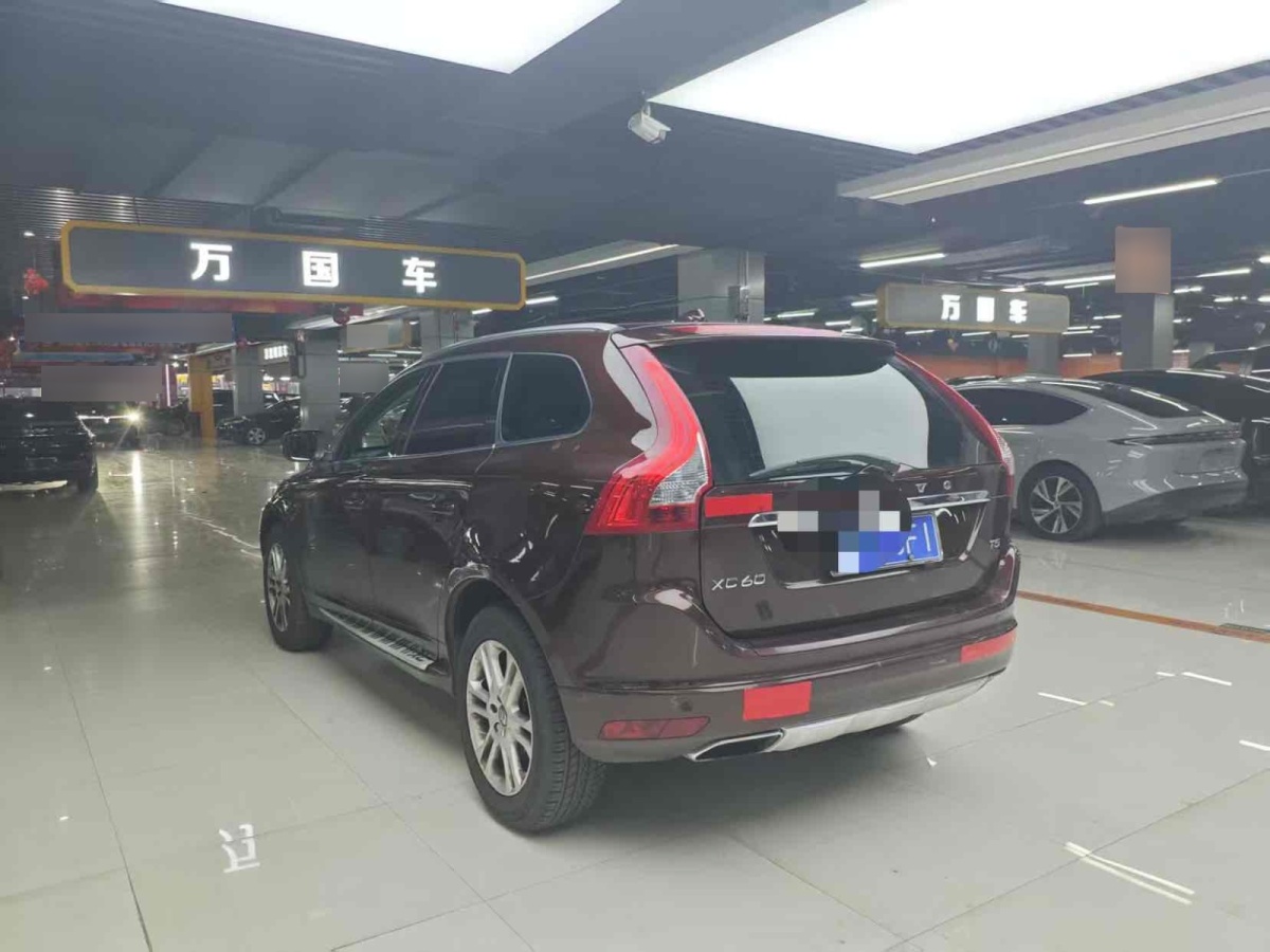 沃爾沃 XC60  2016款 T5 智進(jìn)版圖片