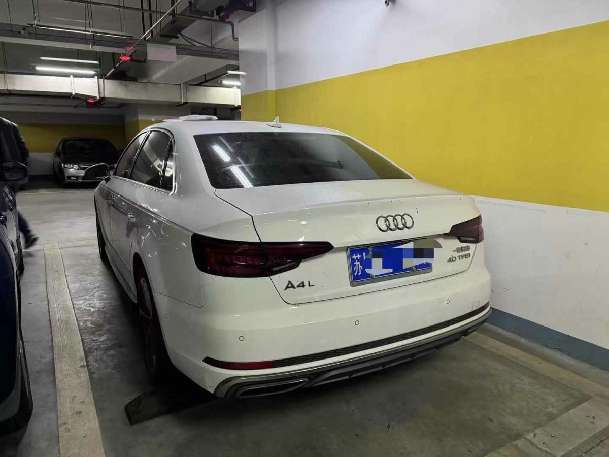 奧迪 奧迪A4L  2019款 35 TFSI 進(jìn)取型 國V圖片