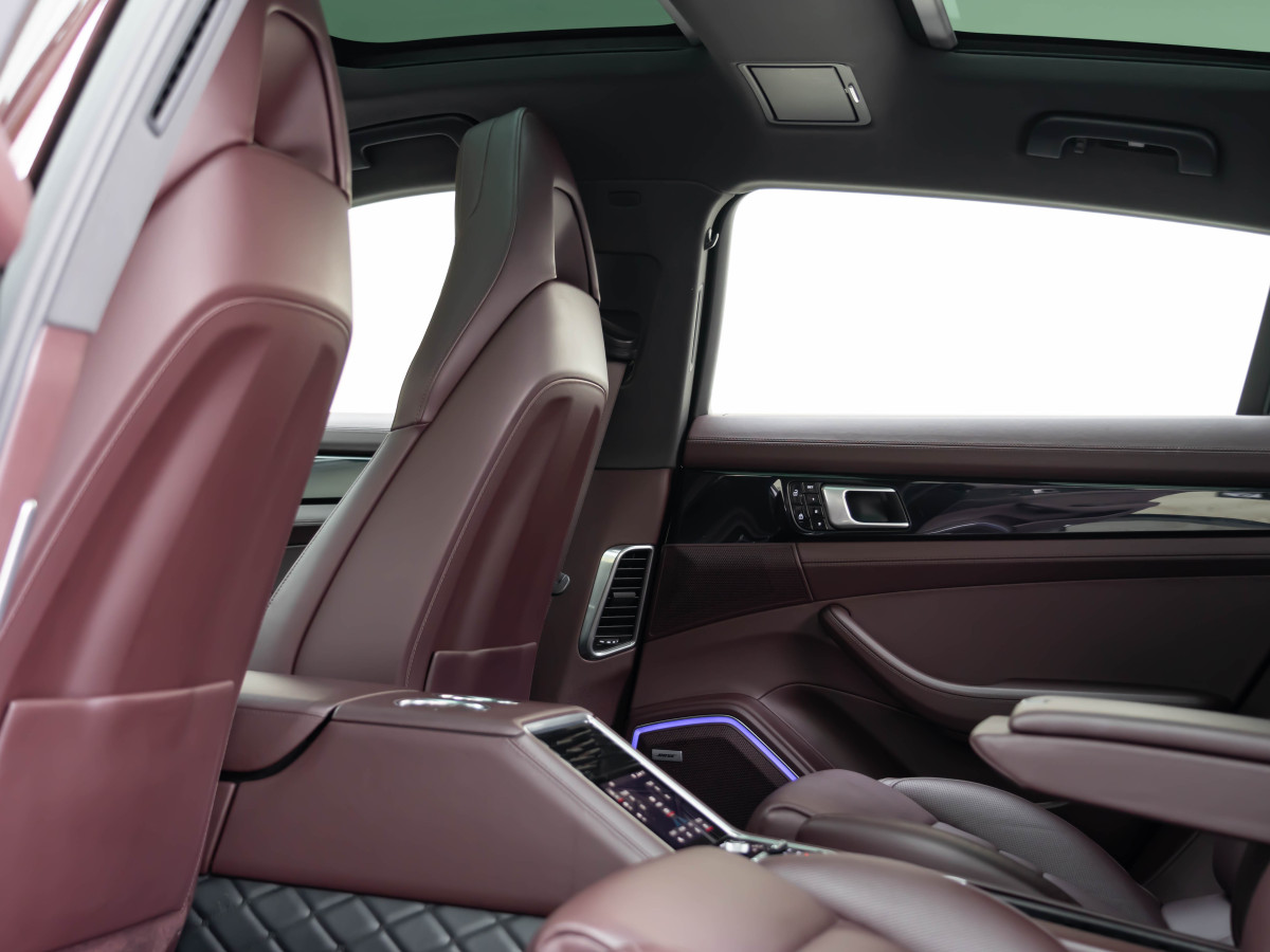 保時(shí)捷 Panamera  2019款 Panamera 行政加長(zhǎng)版 2.9T圖片