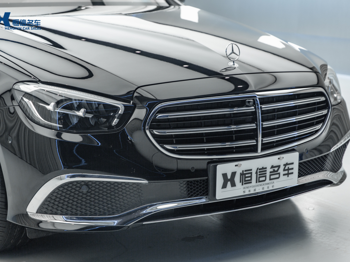 2023年5月奔驰 奔驰E级新能源  2023款 E 350 e L 插电式混合动力运动轿车