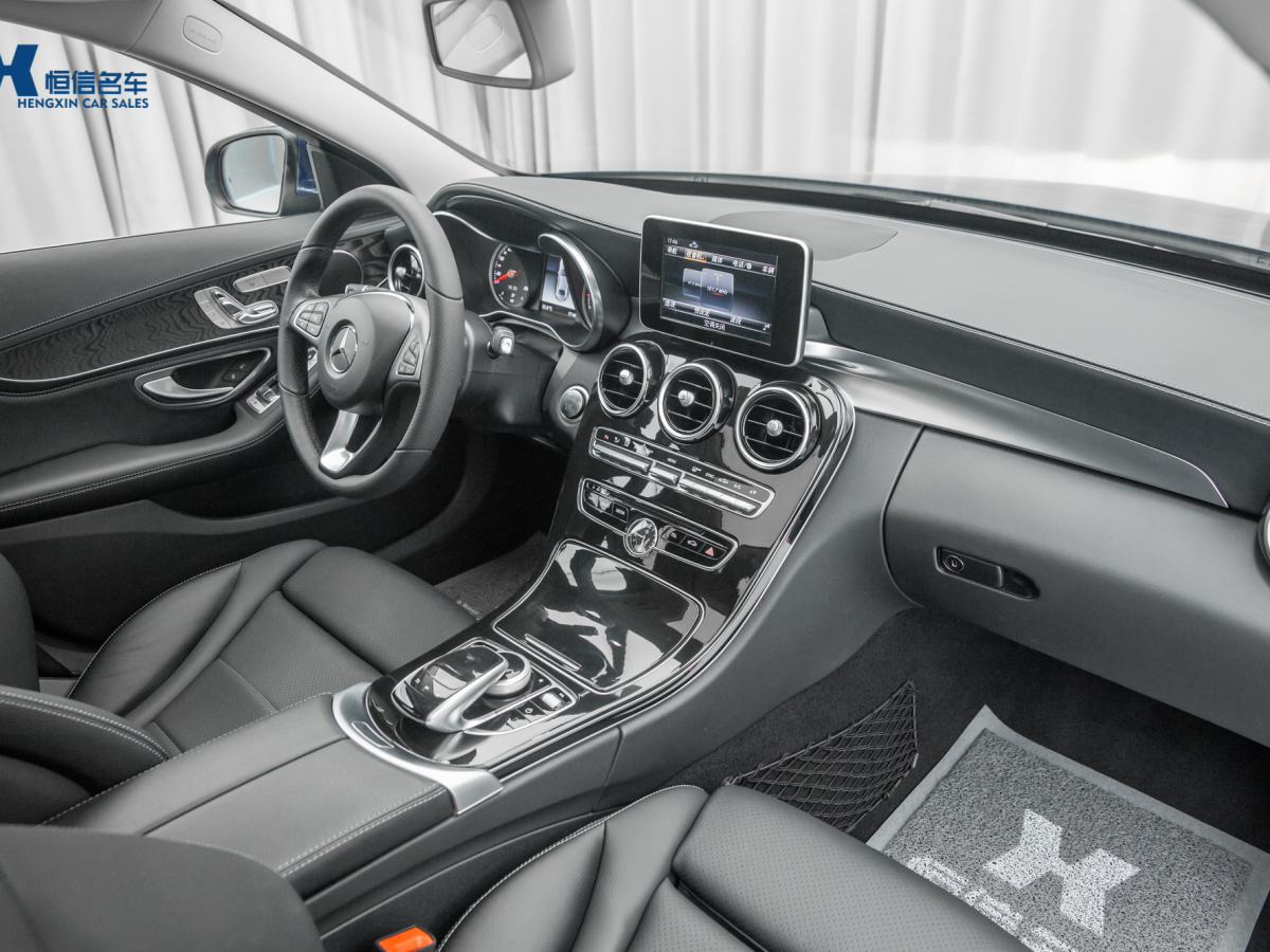 2018年6月奔驰 奔驰C级  2015款 改款 C 200 L 运动型