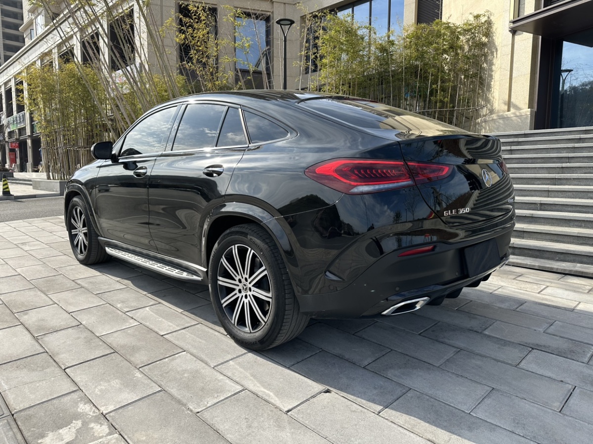 奔馳 奔馳GLE轎跑  2022款 改款 GLE 350 4MATIC 轎跑SUV 時(shí)尚型圖片