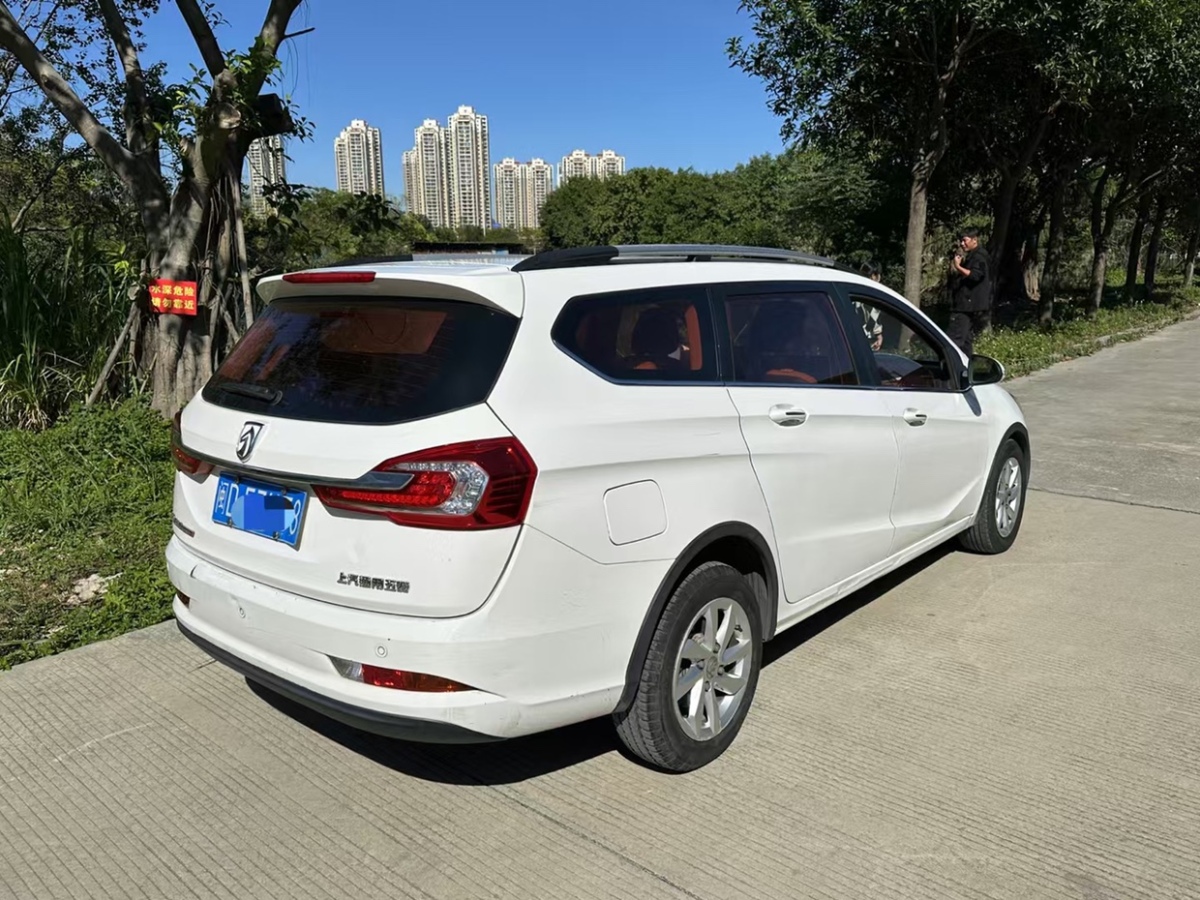 寶駿 310W  2017款 1.5L 手動時尚型圖片