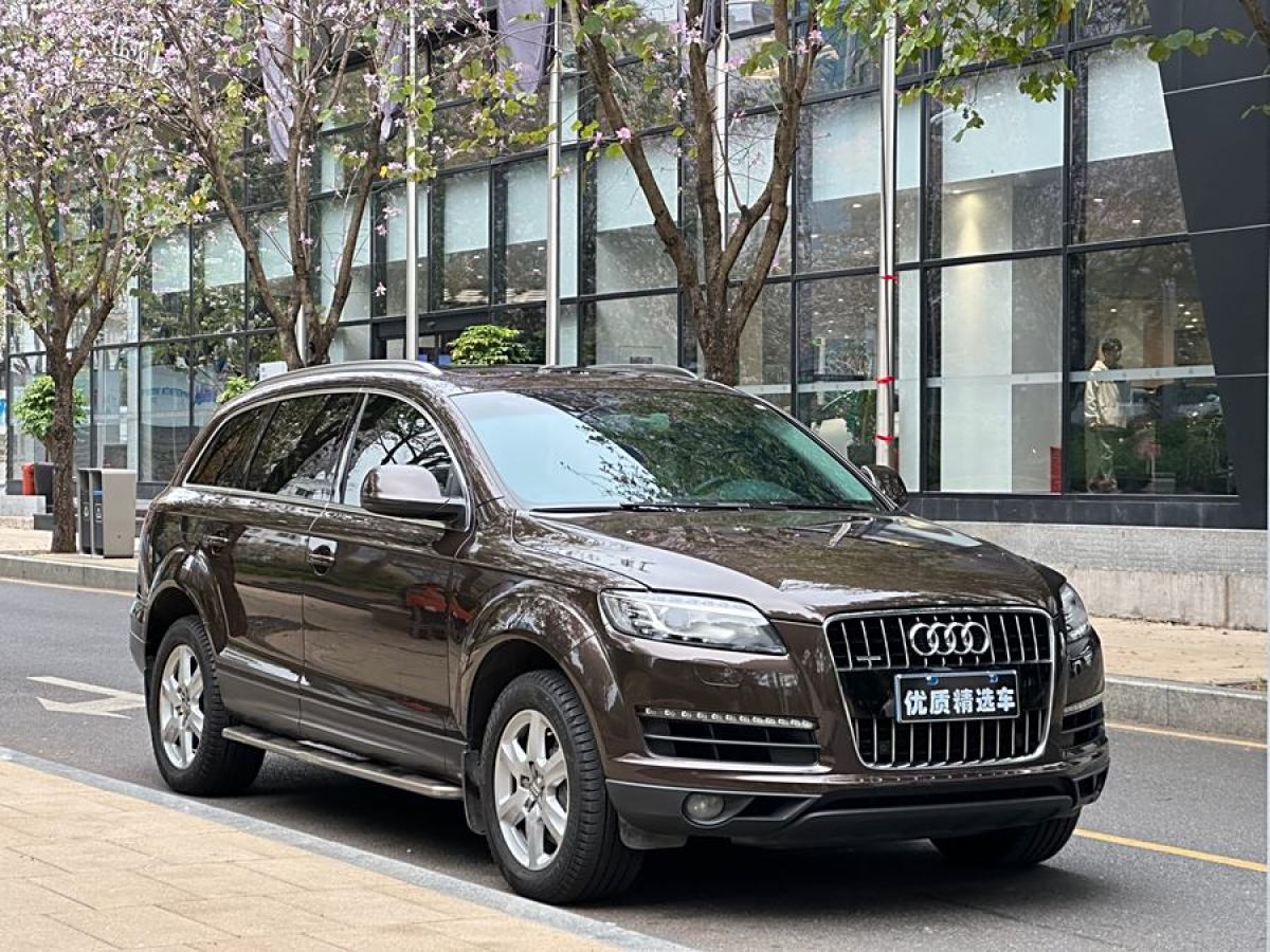 奧迪 奧迪Q7  2013款 35 TFSI 進(jìn)取型圖片