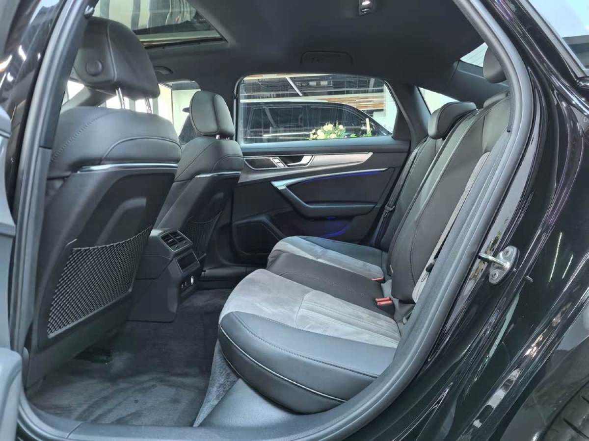 奧迪 奧迪A6L  2022款 40 TFSI 豪華動感型圖片