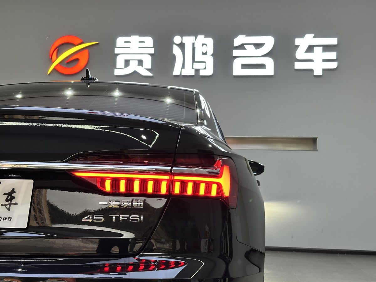 奧迪 奧迪A6L  2024款 45 TFSI 臻選動(dòng)感型圖片