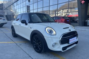 MINI MINI 2.0T COOPER S 五門版