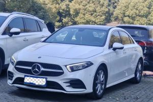 奔馳GLE 奔馳  GLE 350 4MATIC 時(shí)尚型