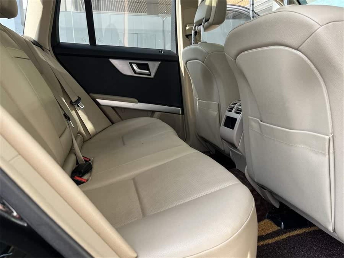 奔馳 奔馳GLK級(jí)  2011款 GLK 300 4MATIC 時(shí)尚型圖片