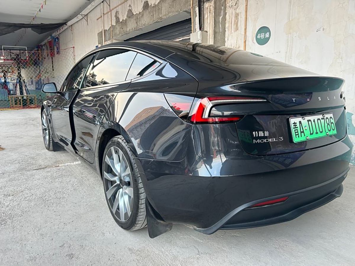 特斯拉 Model Y  2023款 后輪驅(qū)動(dòng)版圖片