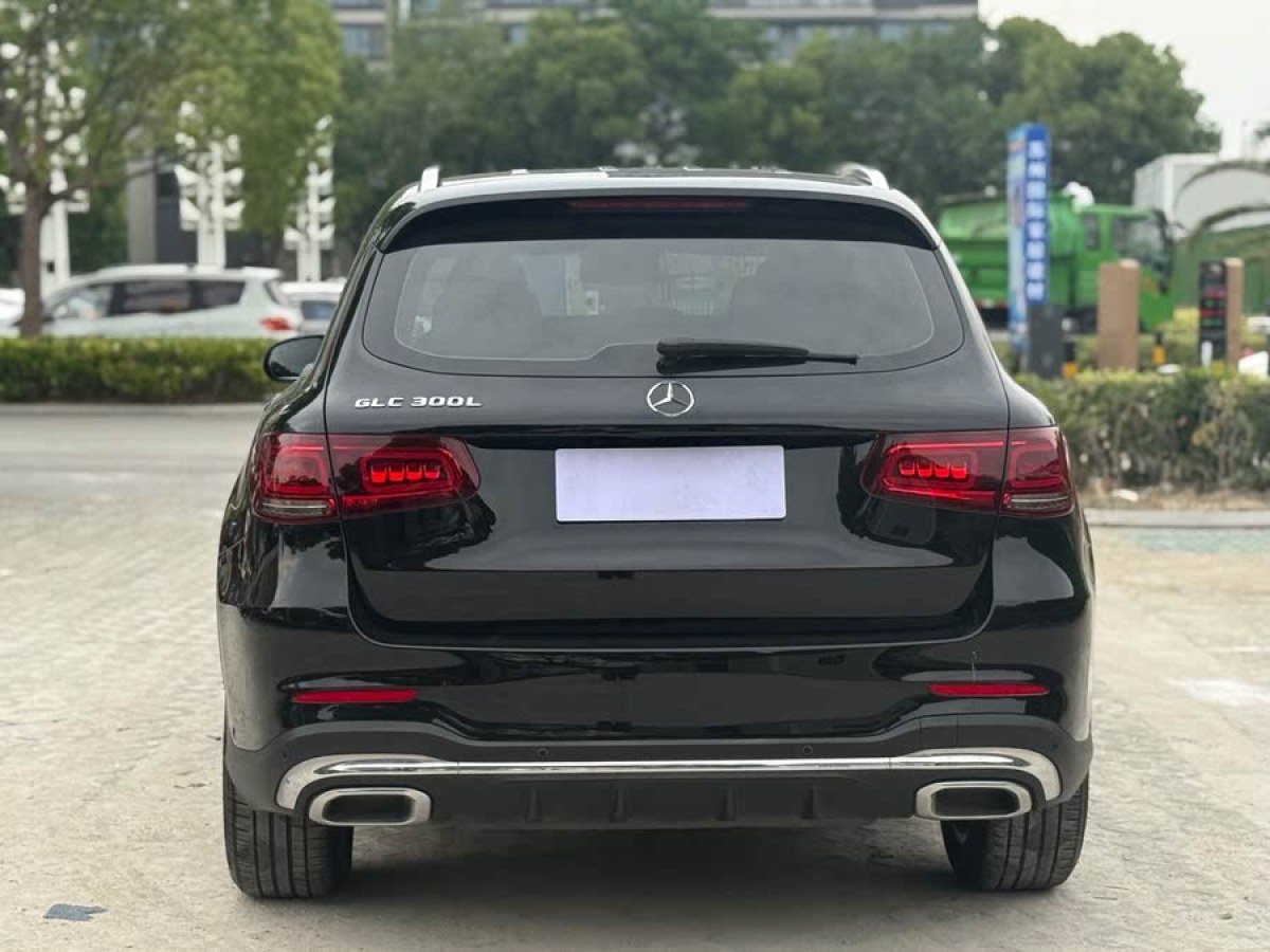 奔馳 奔馳GLC  2018款 改款 GLC 300 4MATIC 動(dòng)感型圖片