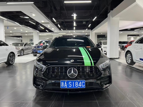 奔驰 奔驰A级AMG  2022款 AMG A 35 L 4MATIC