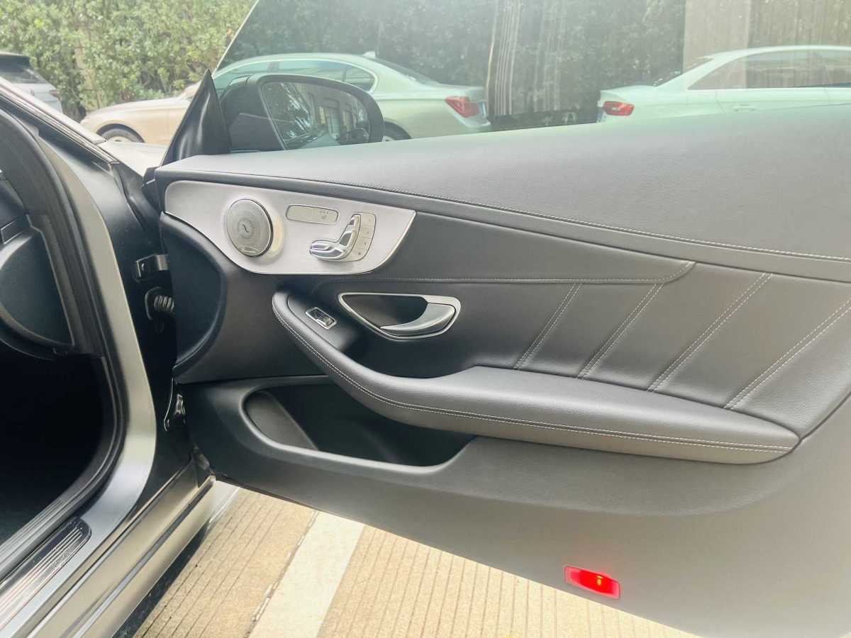 奔驰 奔驰C级AMG  2019款 AMG C 63 轿跑车图片