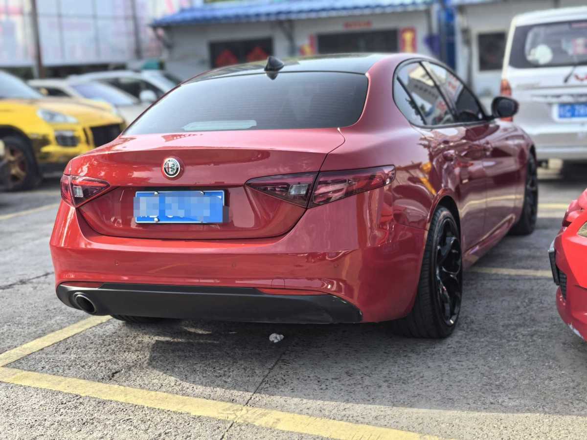 2018年4月阿爾法·羅密歐 Giulia  2017款 2.0T 200HP 精英版