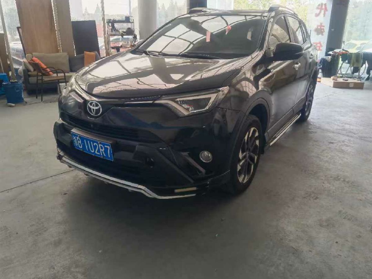 豐田 RAV4 圖片