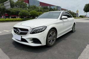 奔馳C級 奔馳 C 180 L 時(shí)尚型運(yùn)動版