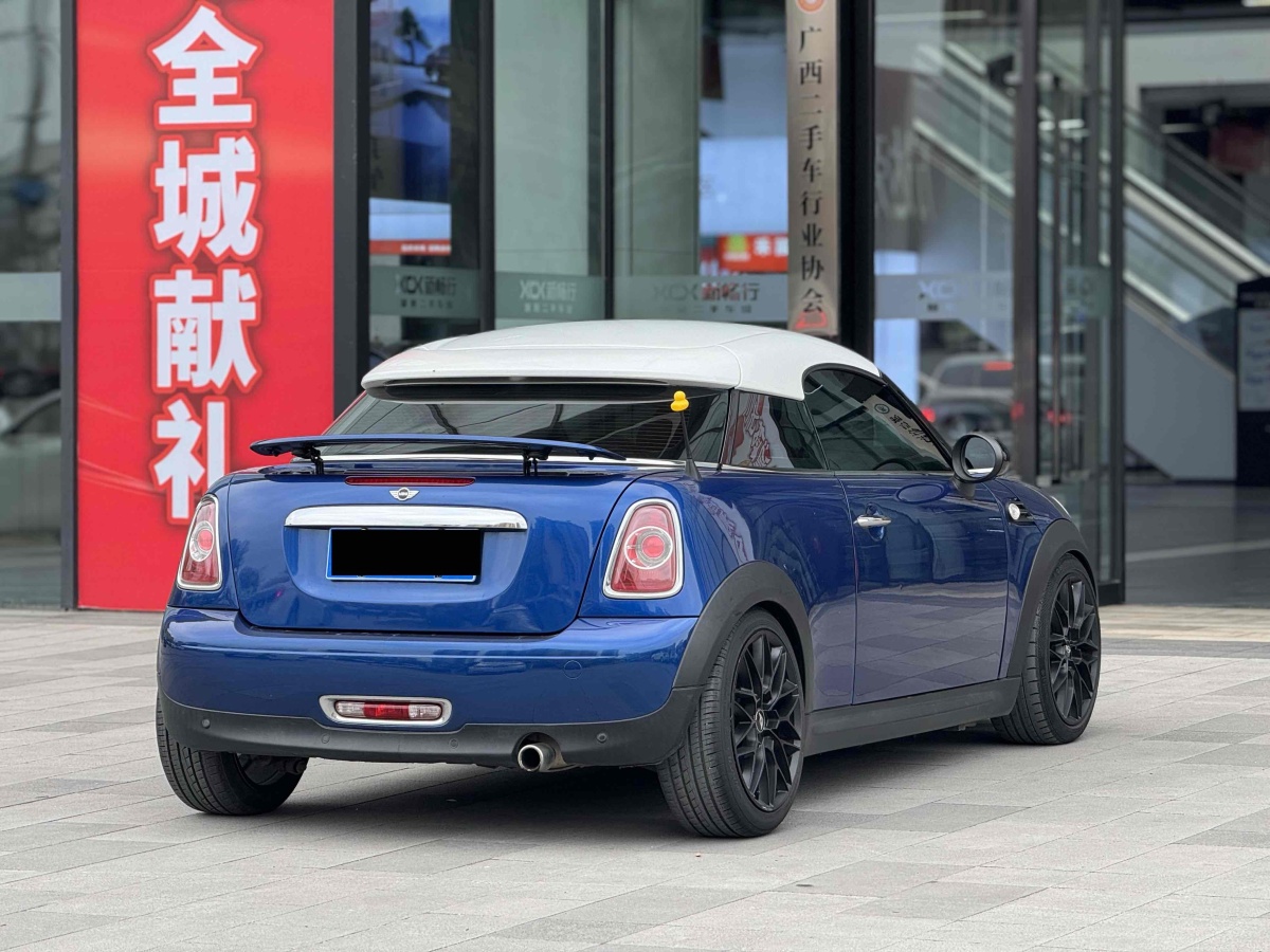 2013年5月MINI COUPE  2012款 1.6L COOPER