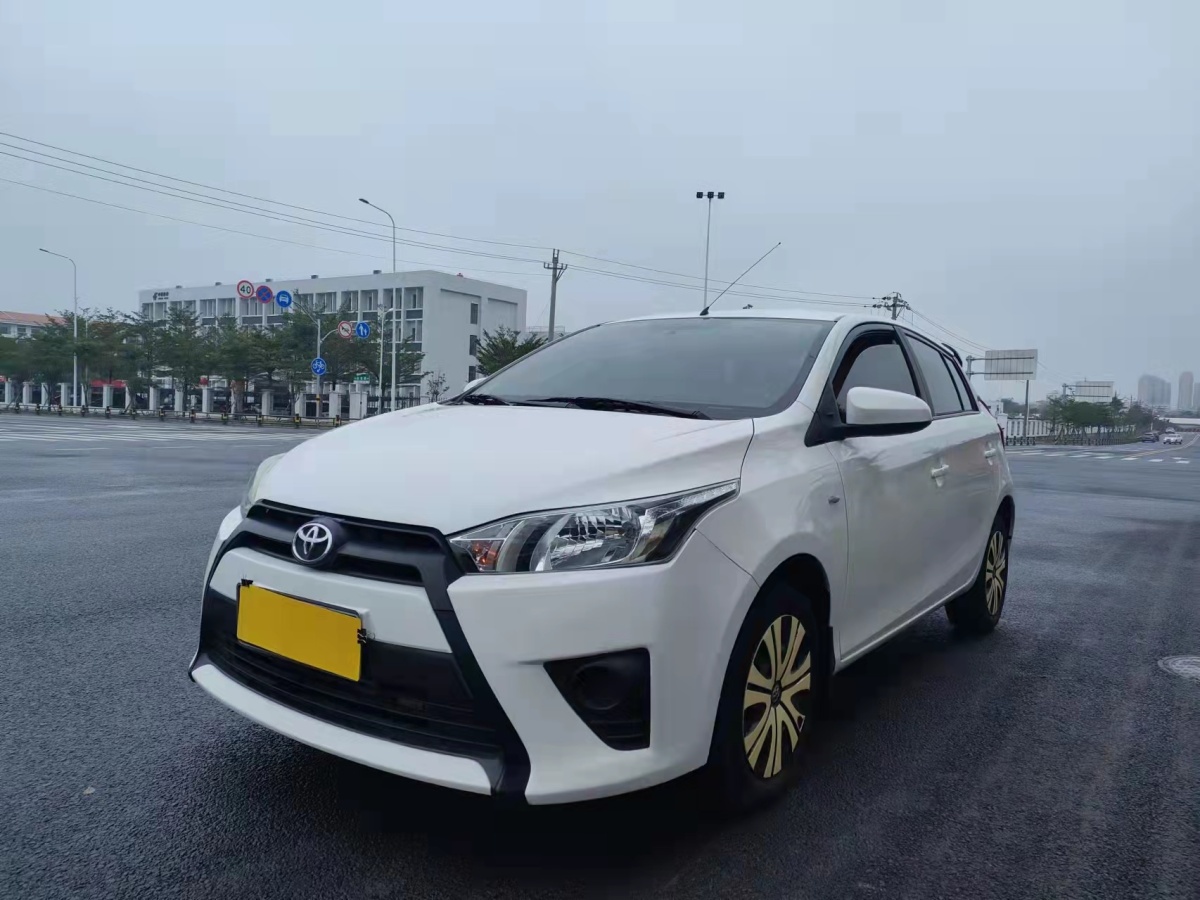 豐田 yaris l 致炫 2014款 1.3e 自動魅動版圖片