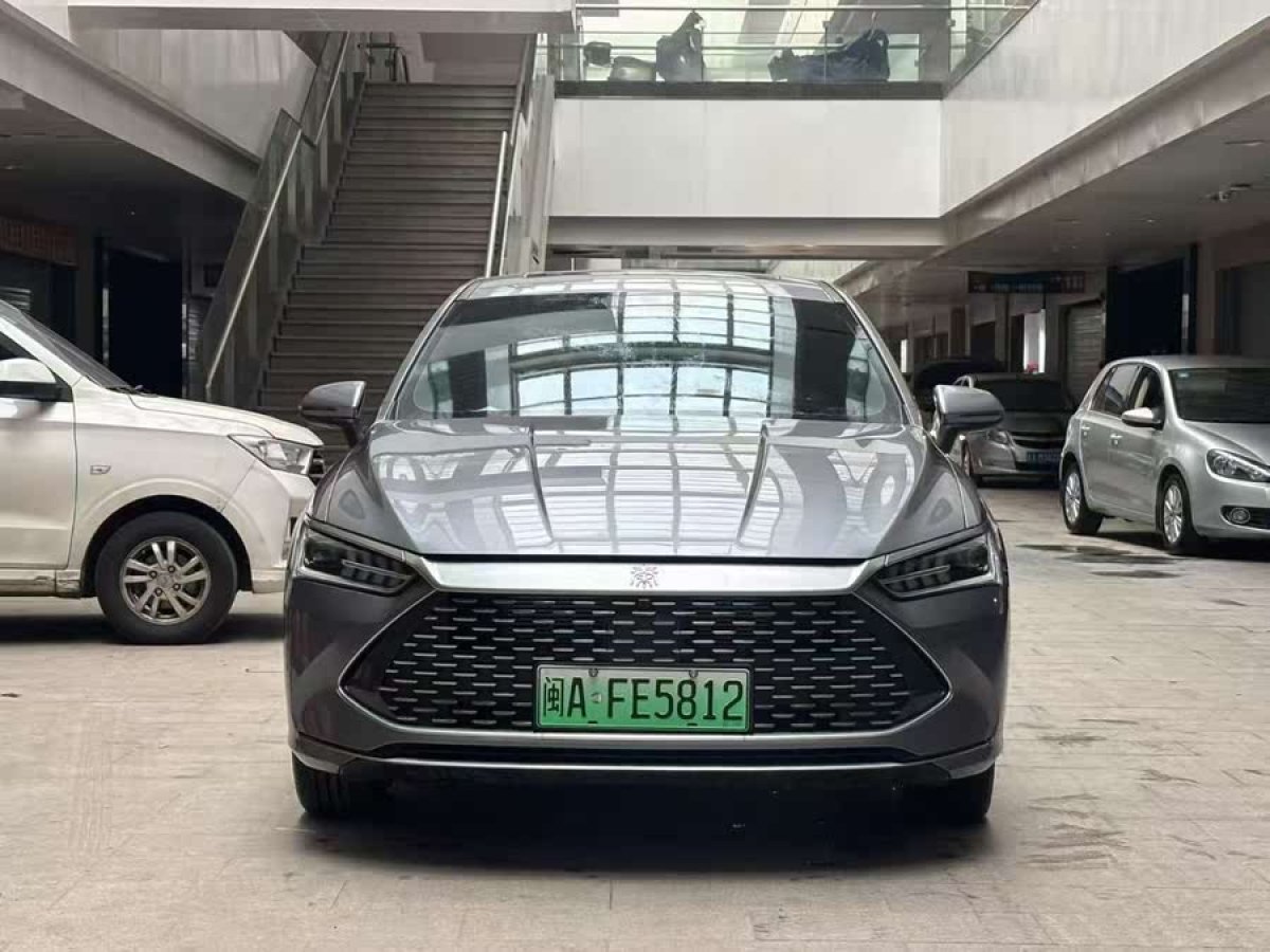 比亞迪 秦PLUS  2024款 榮耀版 DM-i 120KM領(lǐng)先型圖片