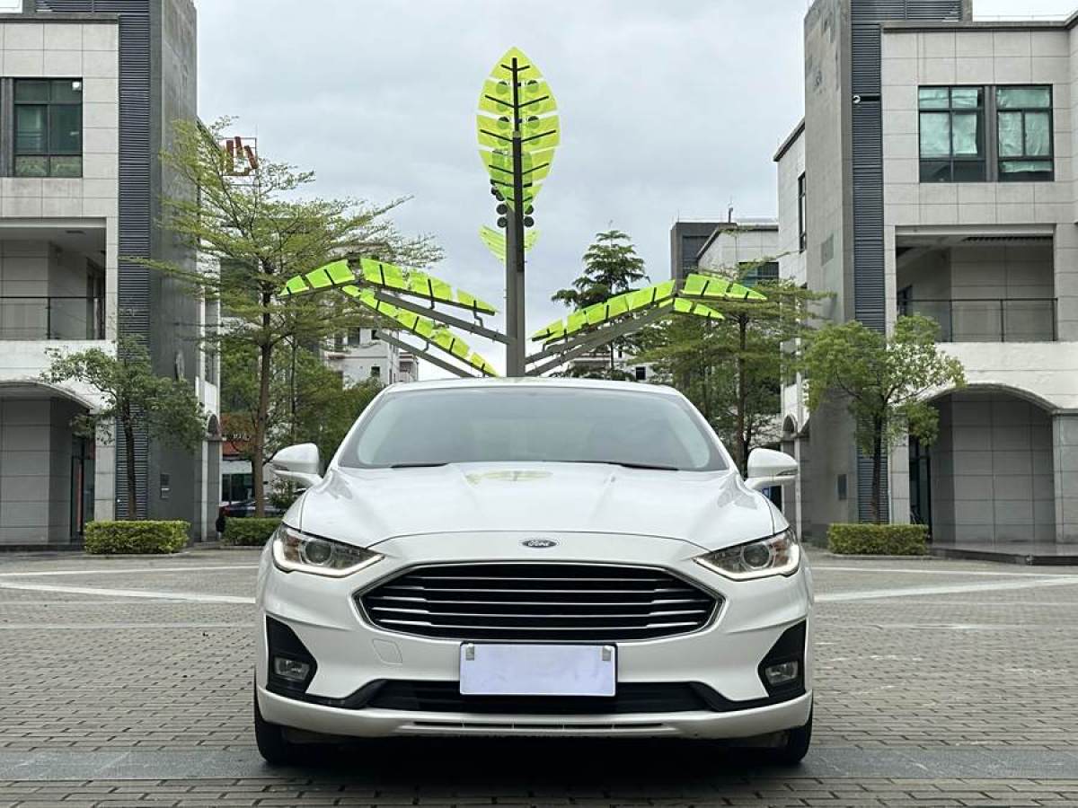 福特 蒙迪歐  2020款 EcoBoost 180 時(shí)尚型圖片