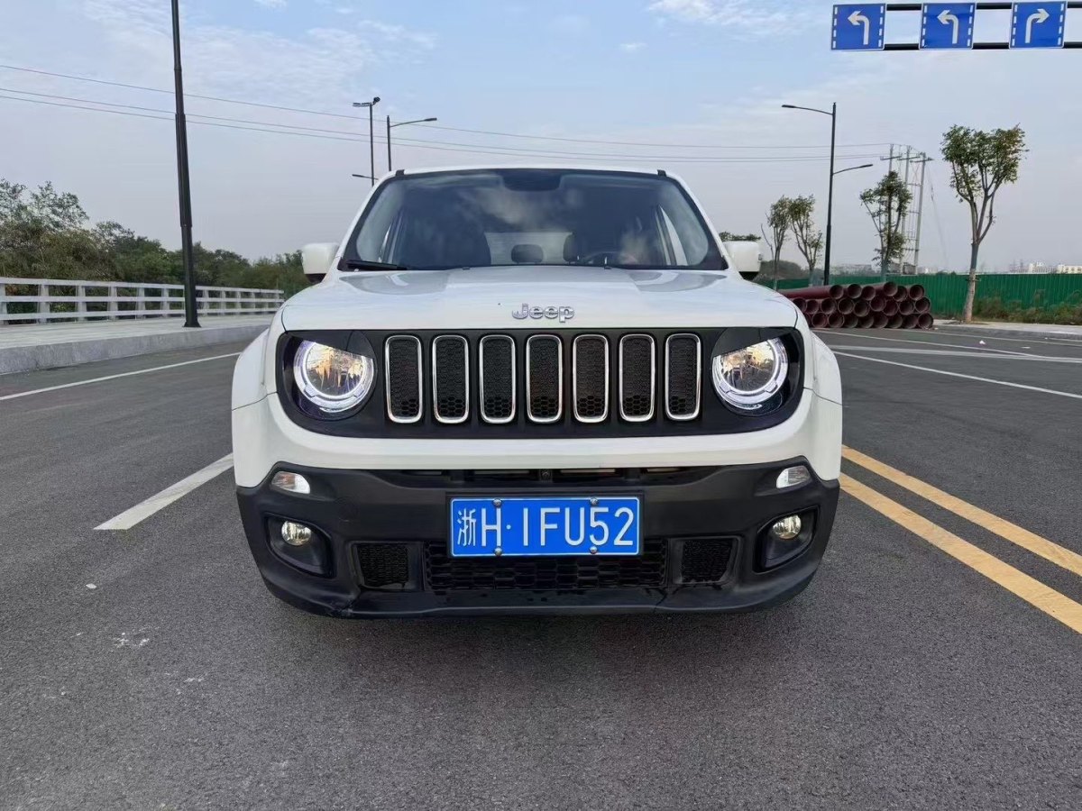 Jeep 自由俠  2016款 1.4T 自動(dòng)高能版圖片